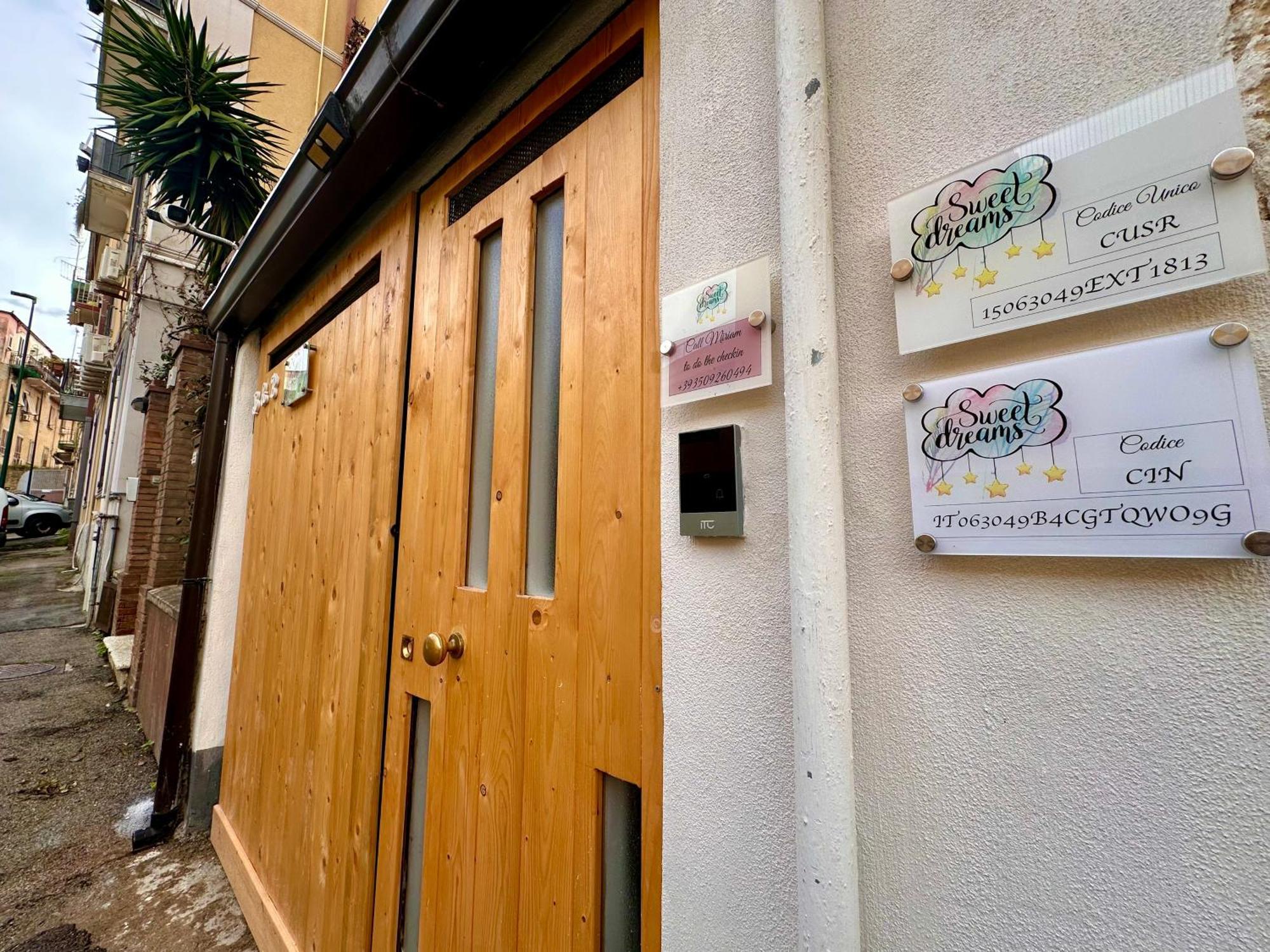 Sweet Dreams Napoli Bed & Breakfast Exterior photo